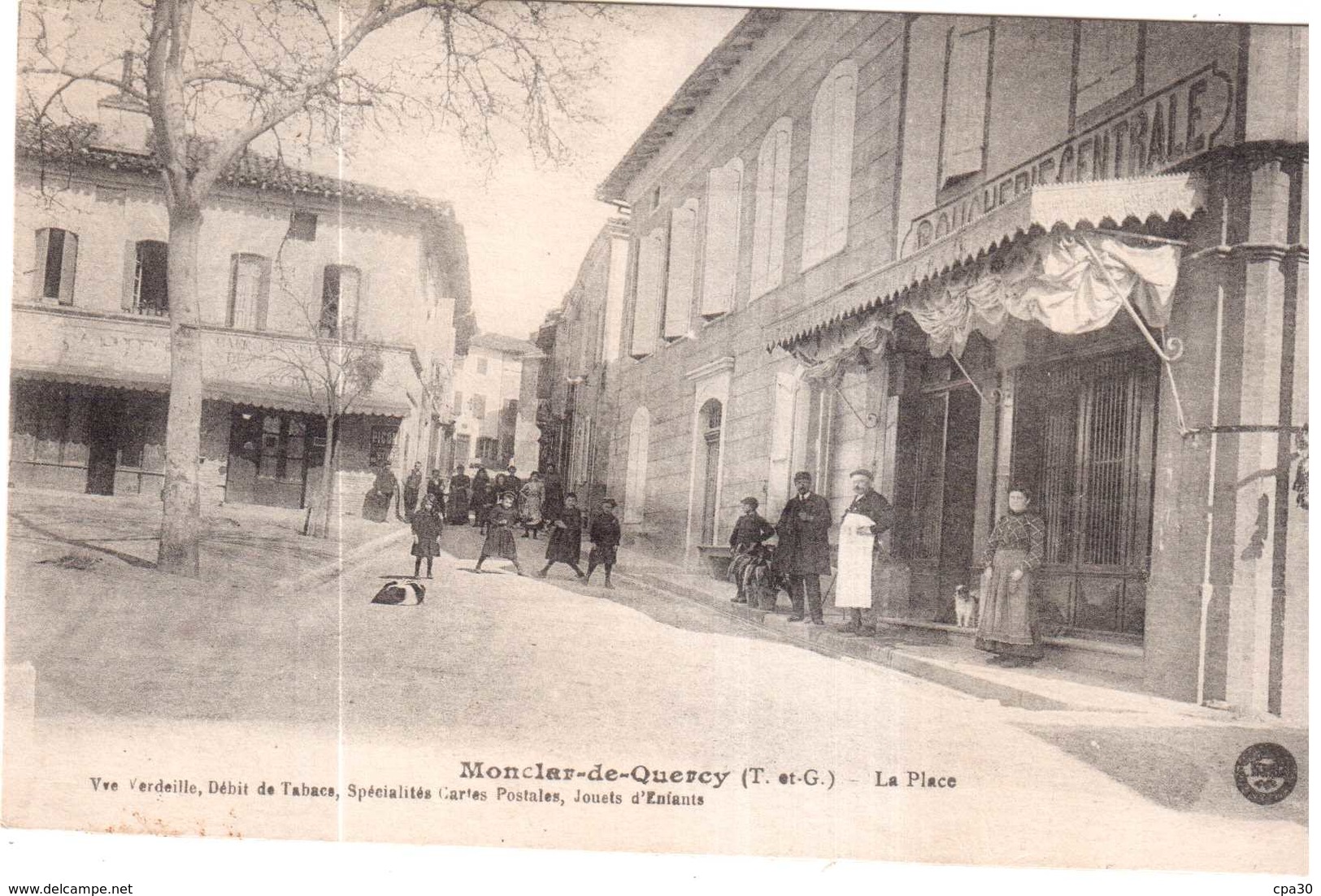 CPA TARN-et-GARONNE.LA PLACE.BOUCHERIE CENTRALE - Montclar De Quercy