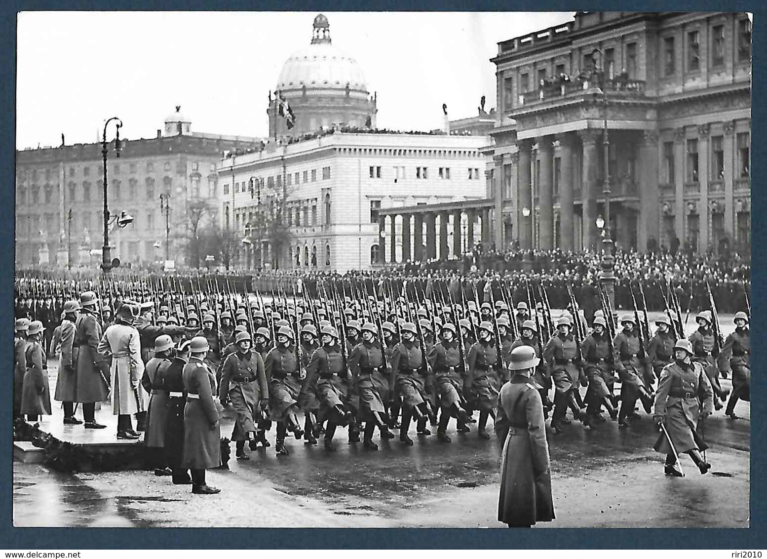 Photo De Presse Fulgur  - Berlin - Journée Des Héros - Krieg, Militär