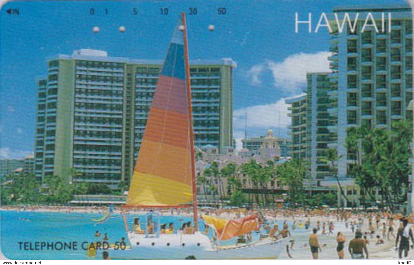 TC Ancienne Japon / 110-011 - HAWAII - Plage Hotel Bateau Voilier - Beach Sailing SHIP Japan Phonecard - Site USA 455 - Paysages