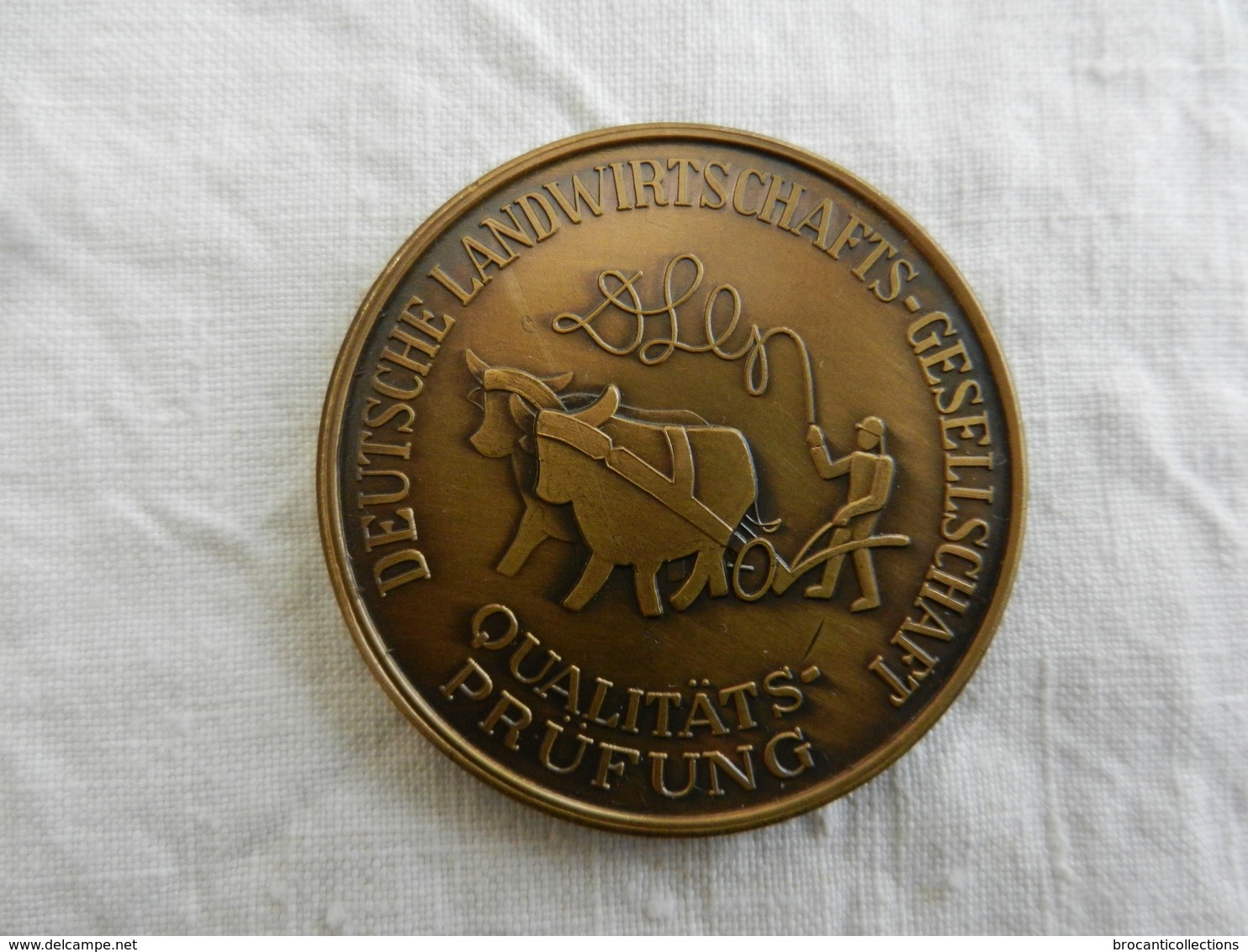 Médaille De Table En Bronze  Deutsche Landwirtschafts Gesellschaft 1984 - Autres & Non Classés