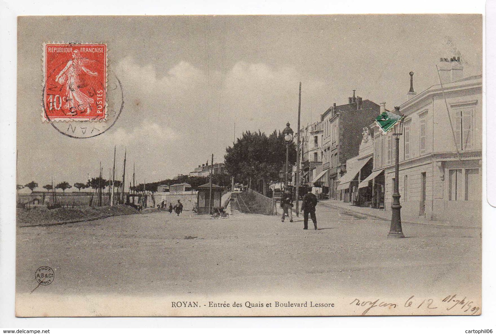 - CPA ROYAN (17) - Entrée Des Quais Et Boulevard Lessore 1909 - Photo A.B. & Cie - - Royan