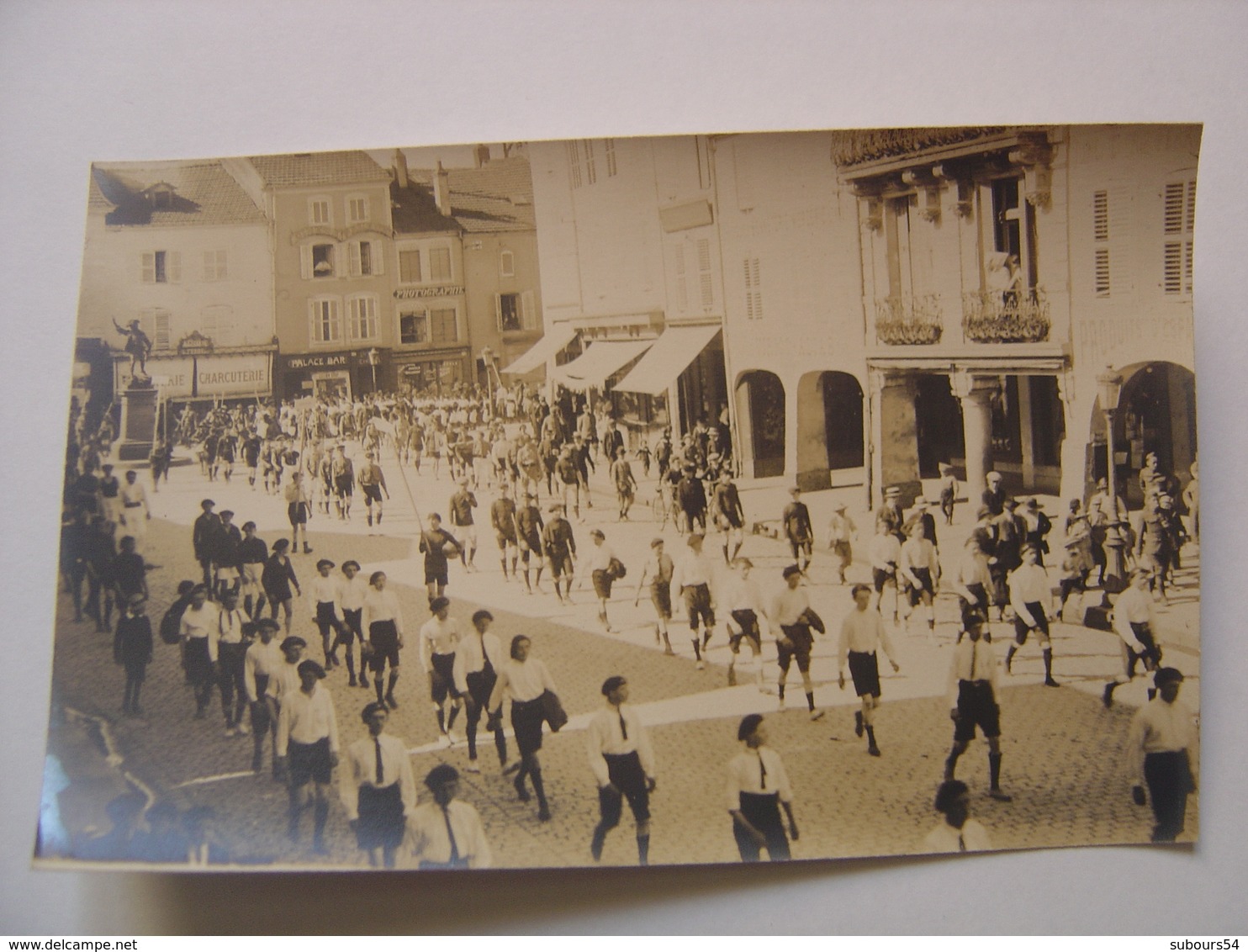 VOSGES 88  DEFILE  MILITAIRE REMIREMONT CARTE PHOTO - Remiremont