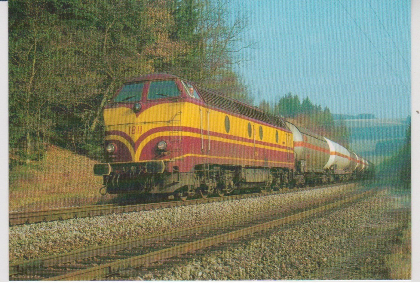 CP - TRAINS - LOCOMOTIVES - Locomotive Diesel-électrique CC Série 1800. - Treinen