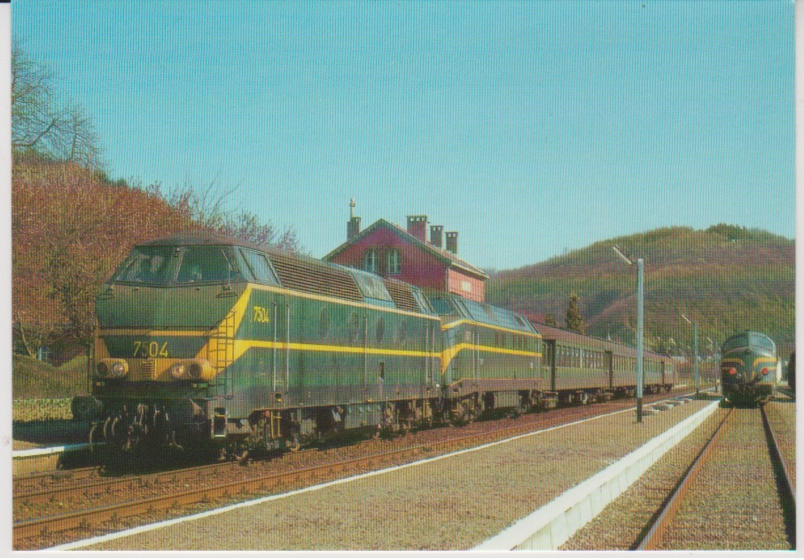 CP - TRAINS - LOCOMOTIVES - Locomotive Diesel-HYDRAULIQUE BB Série 75. - Treinen