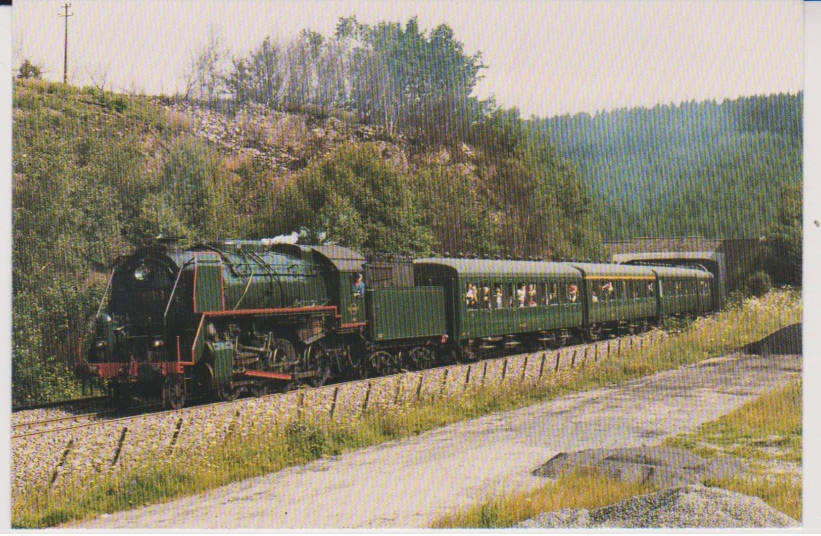 CP - TRAINS - LOCOMOTIVES - Locomotive à Vapeur 29.013 De 1945. - Treni