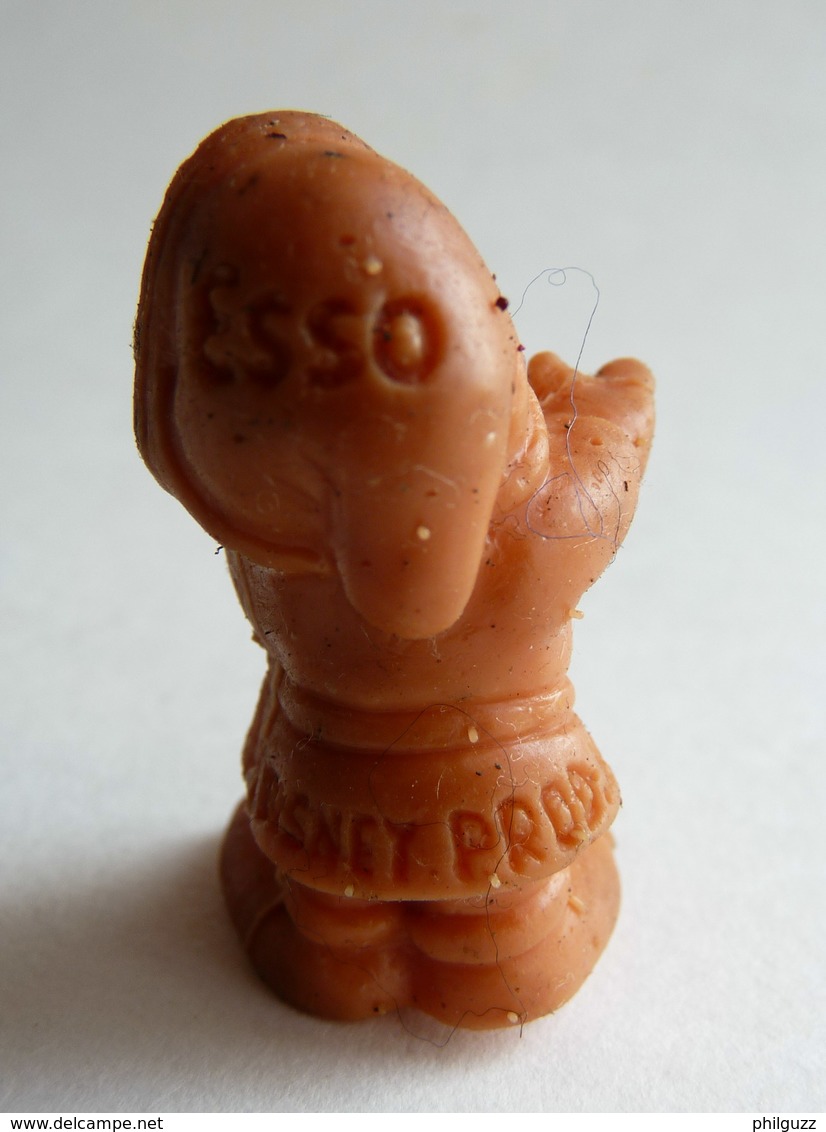 FIGURINE PUBLICITAIRE ESSO 1970 - En Gomme Ou Mousse De Plastique - DISNEY BLANCHE NEIGE - DORMEUR Orange Type Glups - Disney