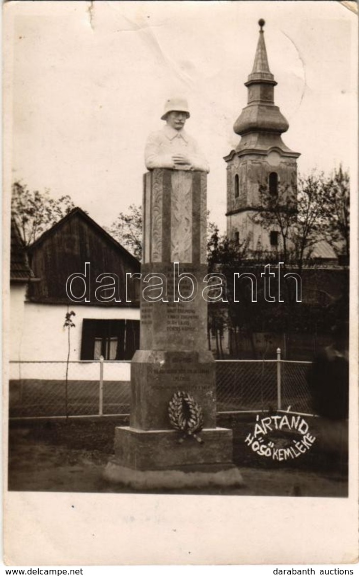 T2 1933 Ártánd, Hősök Emléke, Templom. Photo - Non Classés