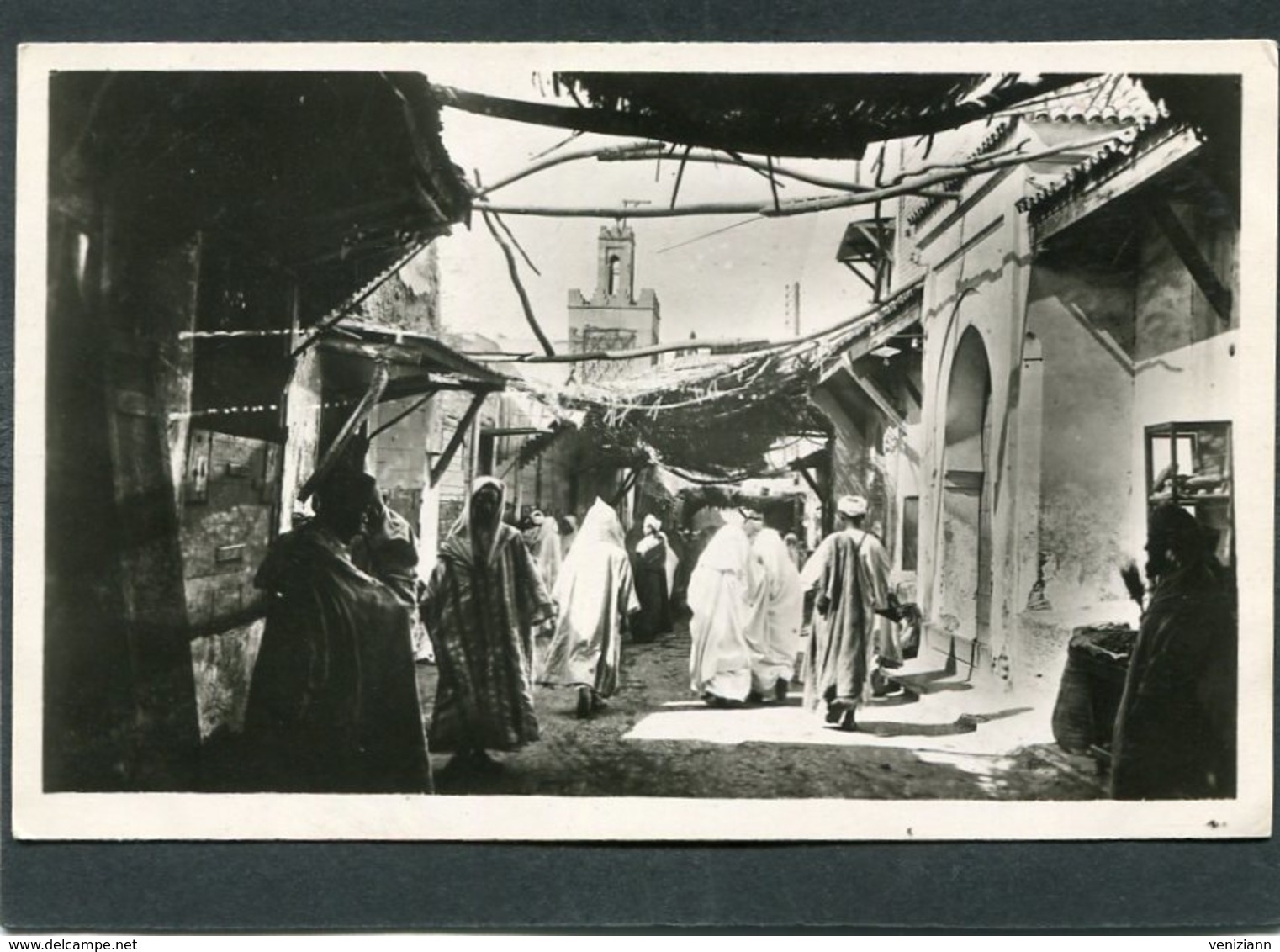 CPA - MARRAKECH - Les Souks, Animé - Marrakech