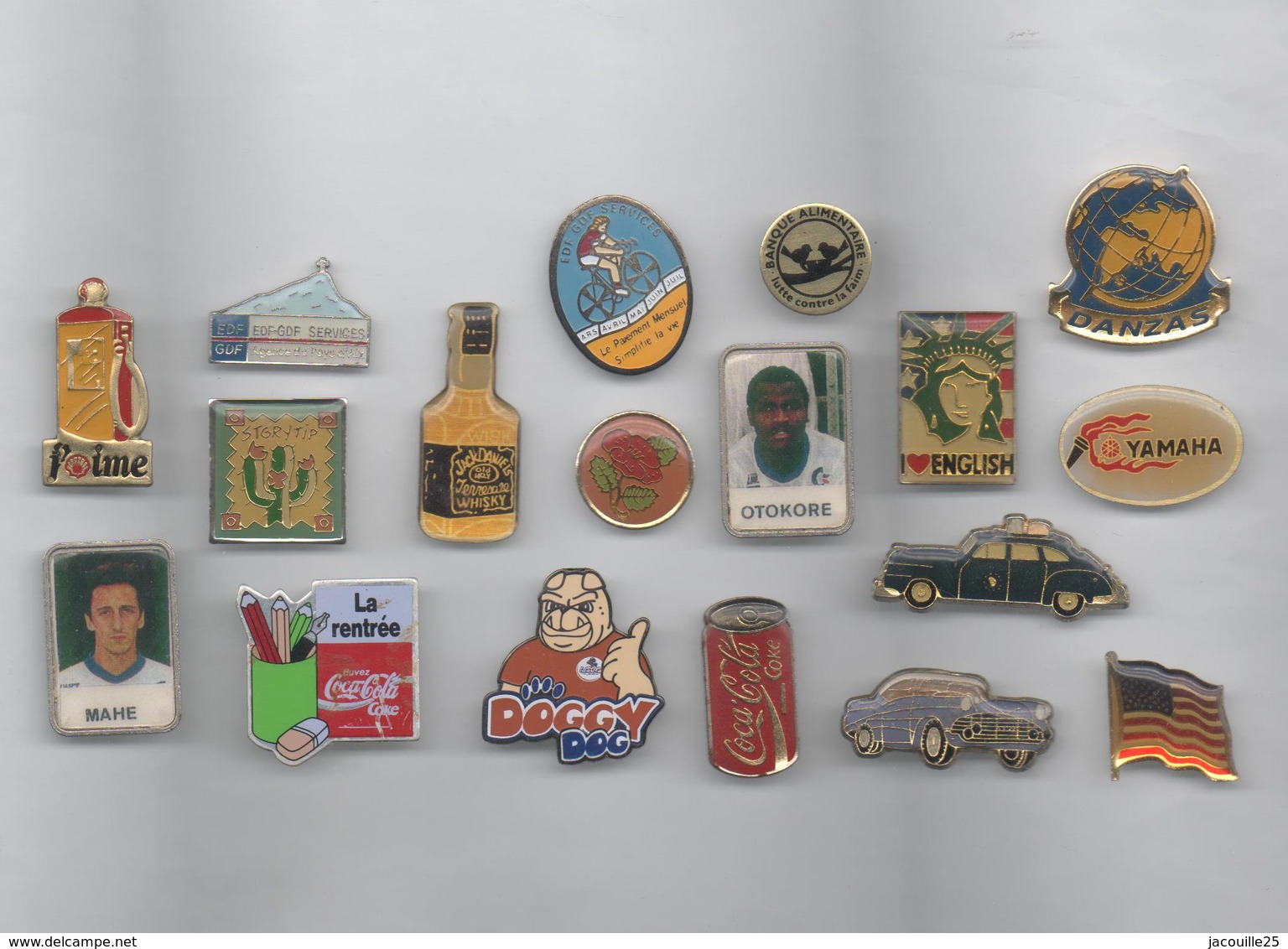 LOT 18 PINS PIN'S SANS LE PIQUE AU DOS FOOT LILLE AJA COCA AUTO EDF MOTO BOISSON VELO - Peugeot