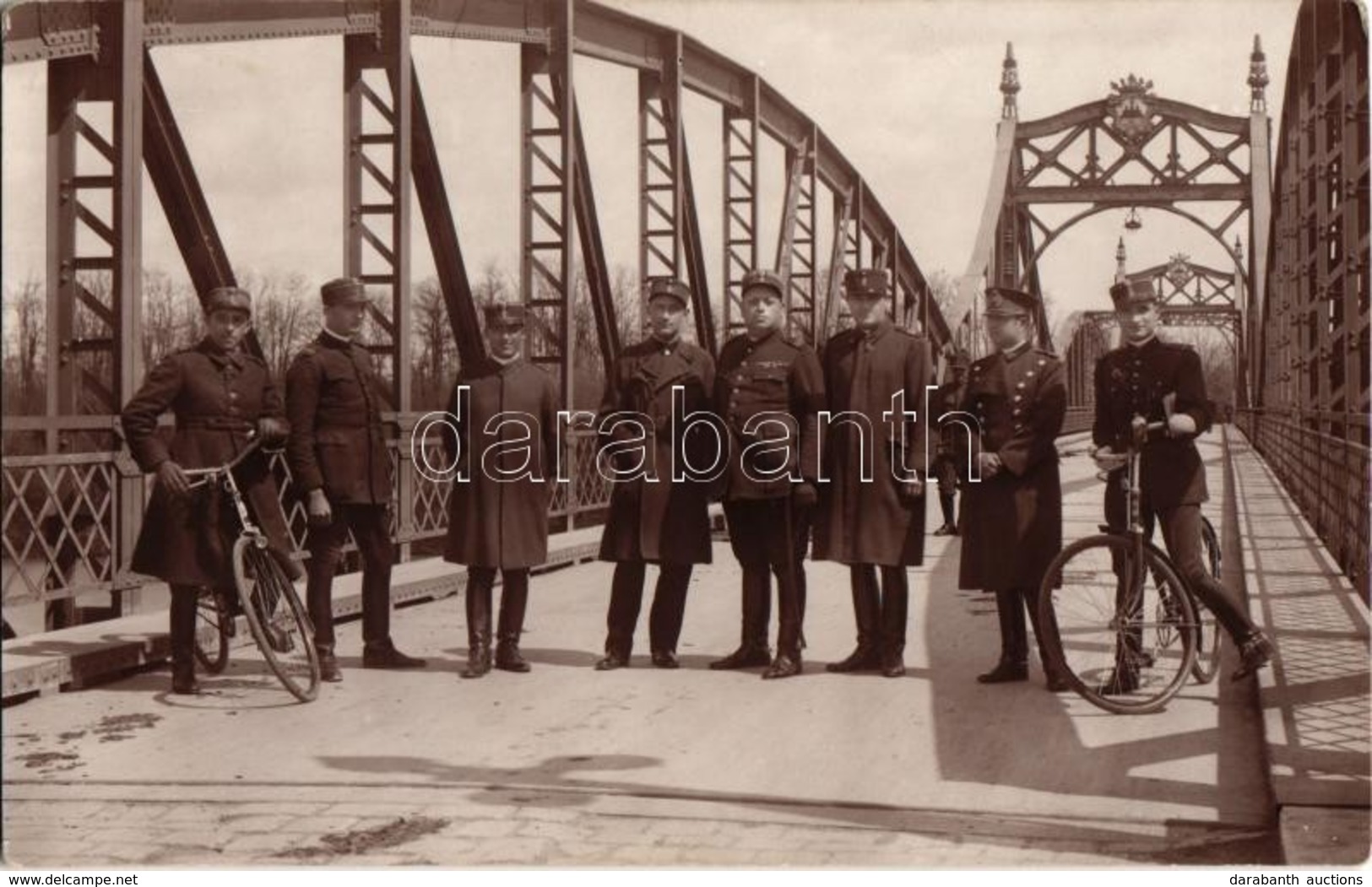 * T2 Arad, Kerékpáros Postások A Hídon / Post Officers With Bicycles On The Bridge, Postmen. Curticean Photo - Ohne Zuordnung
