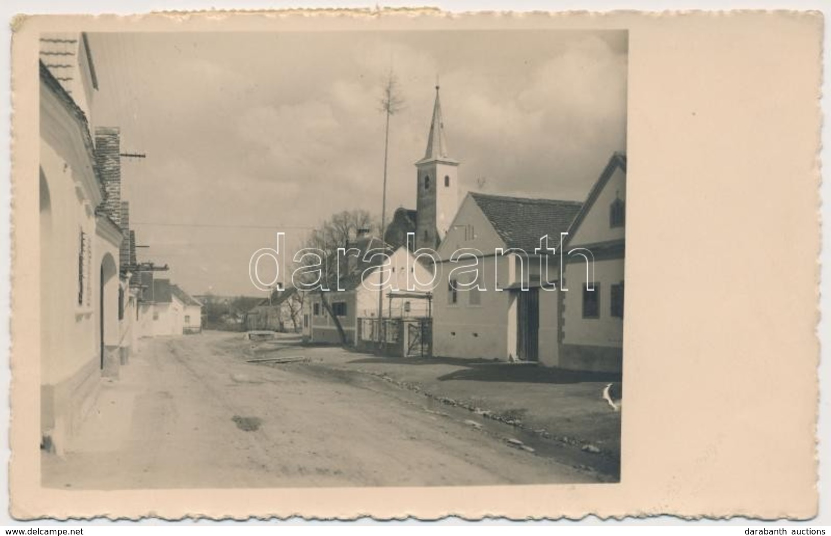 T2 1933 Rőtfalva, Rőt, Rattersdorf; Utcakép, Templom / Strasse Mit Kirche / Street View With Church - Unclassified