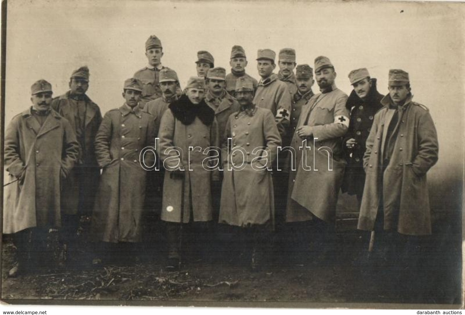 ** T2 Osztrák-magyar Ezred Szanitéc Alakulata Orvos Tisztekkel / WWI Austro-Hungarian K.u.K. Military Regiment's Medic U - Non Classés
