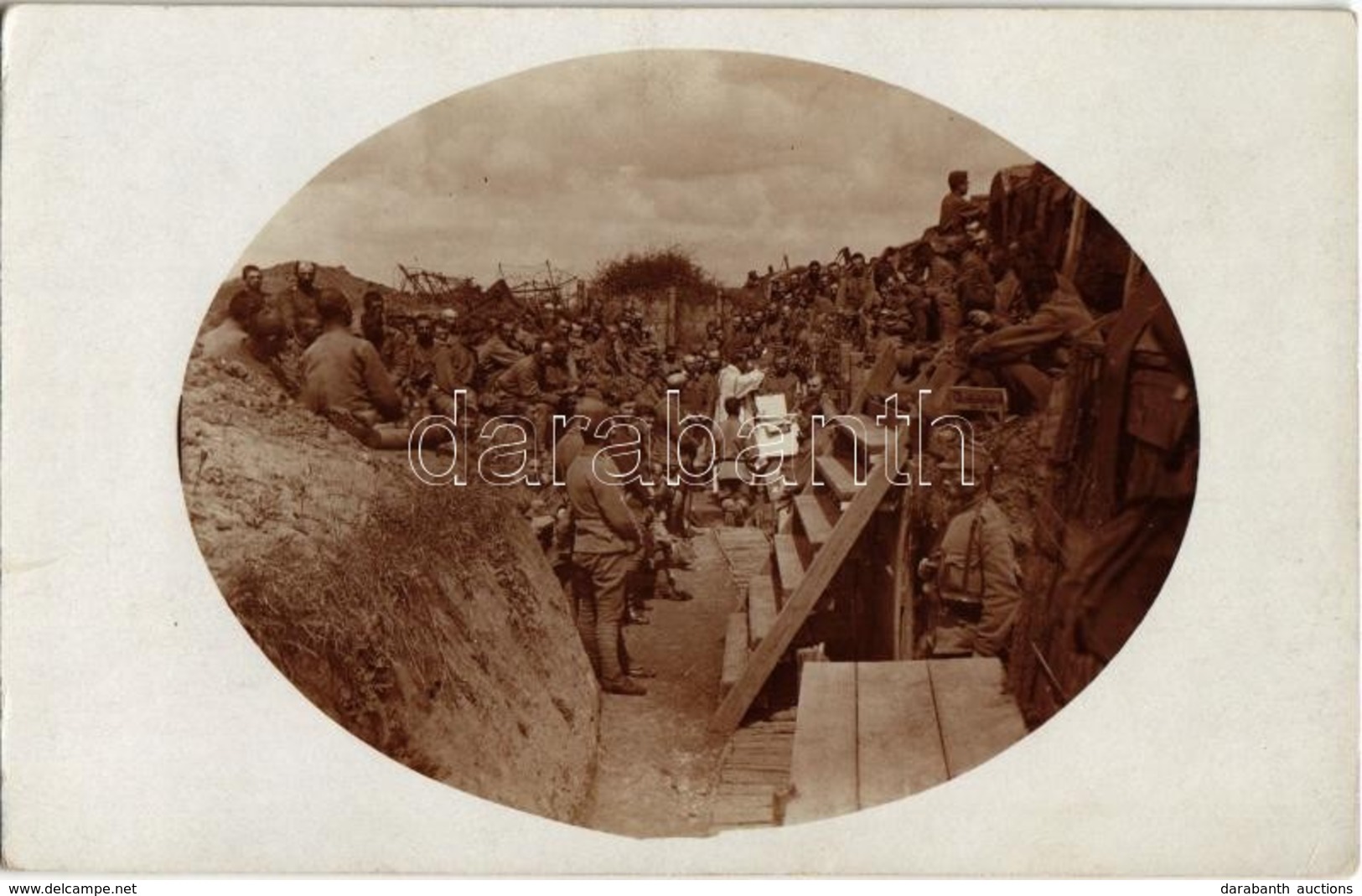 * T2 1917 Galicia, Szent Mise A 9. Századnál A Rajvonalban / WWI K.u.k. Military Mass In The Trench. Photo - Non Classés