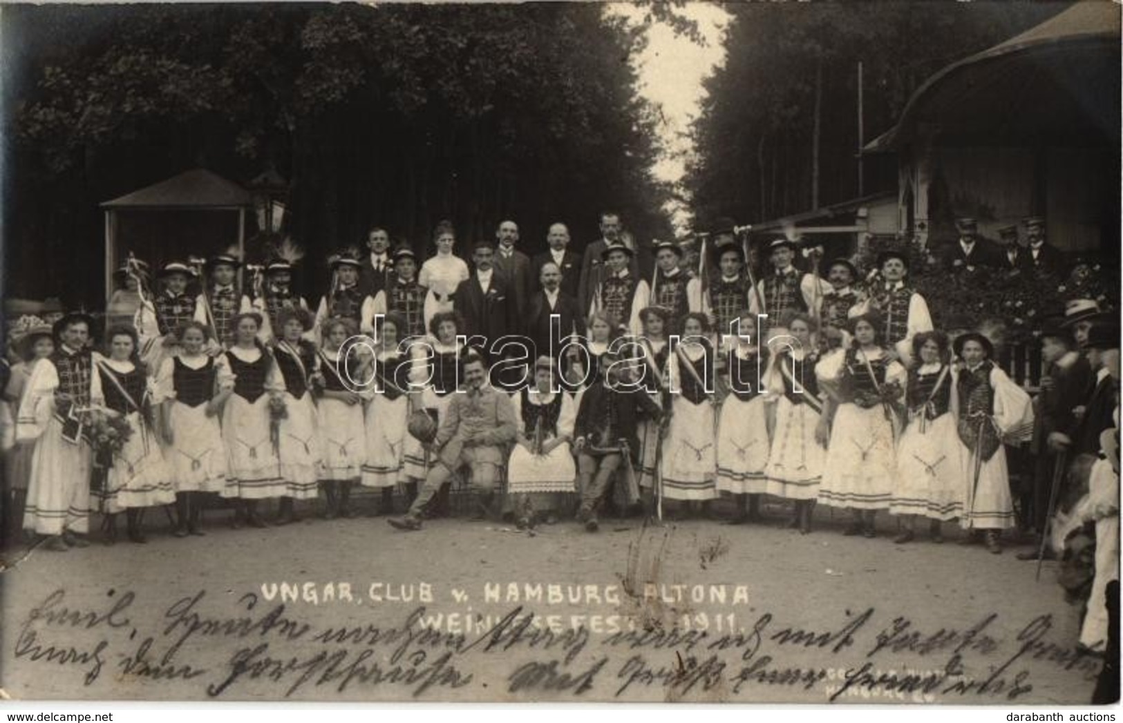 T2 1911 Hamburg-Altona, Weinlesefest, Ungar. Club / Hungarian Music Band At The Grape Harvest Festival. Photo - Unclassified