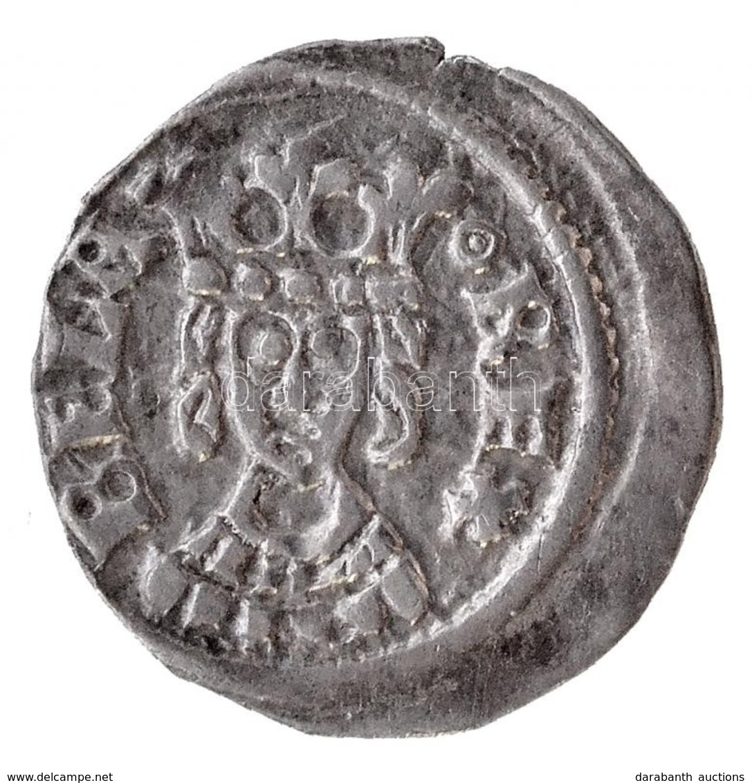 1235-1270. Denár Ag 'IV. Béla' (0,46g) T:1- / 
Hungary 1235-1270. Denar Ag 'Bela IV' (0,46g) C:AU
Huszár: 315., Unger I. - Unclassified