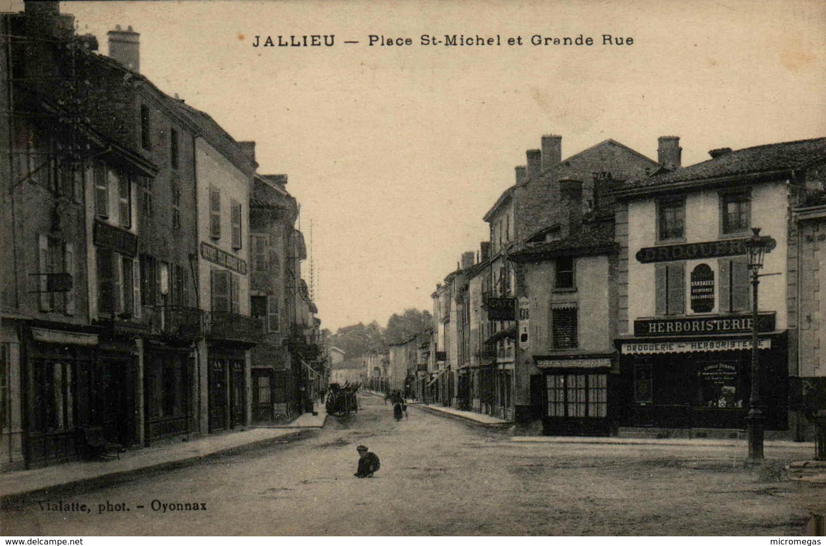 38 - JALLIEU - Place St-Michel Et Grande Rue - Jallieu