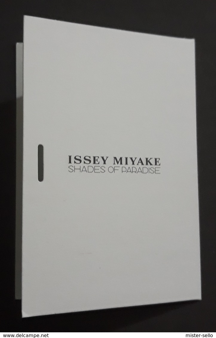 ISSEY MIYAKE. TARJETA PERFUMADA. - Modernas (desde 1961)