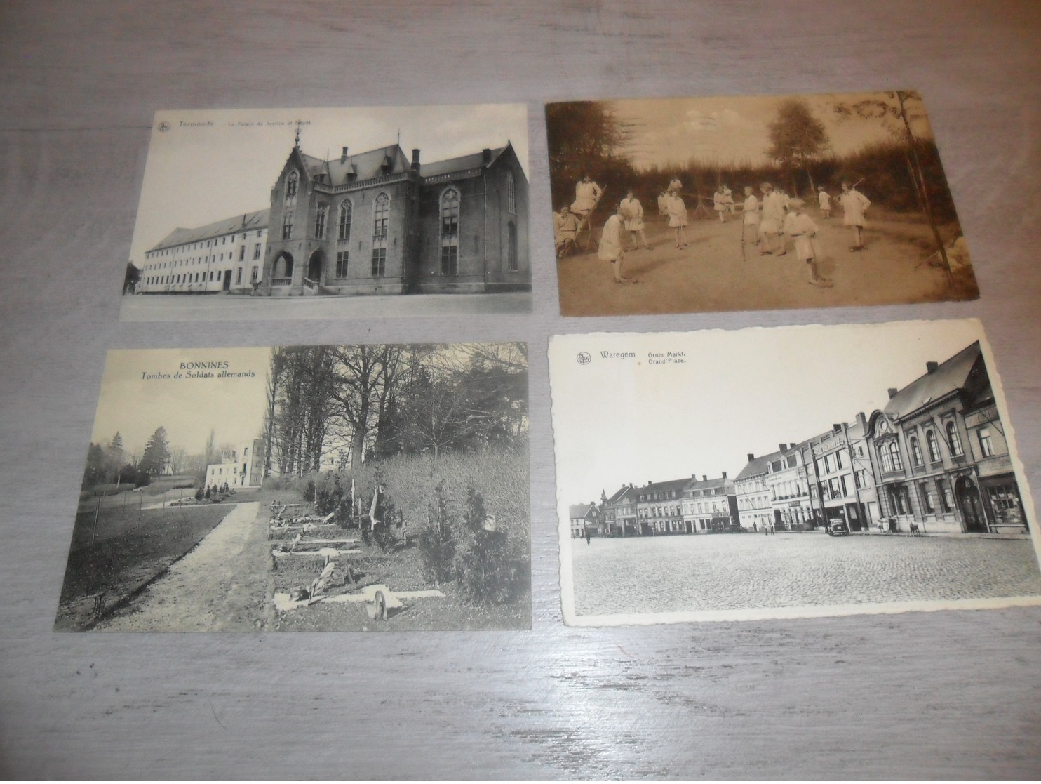 Grand beau lot de 100 cartes postales de Belgique        Groot mooi lot van 100 postkaarten van België