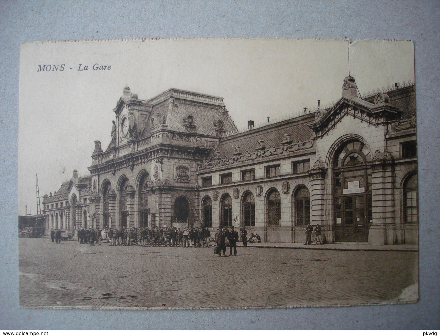 Mons. La Gare. - Mons