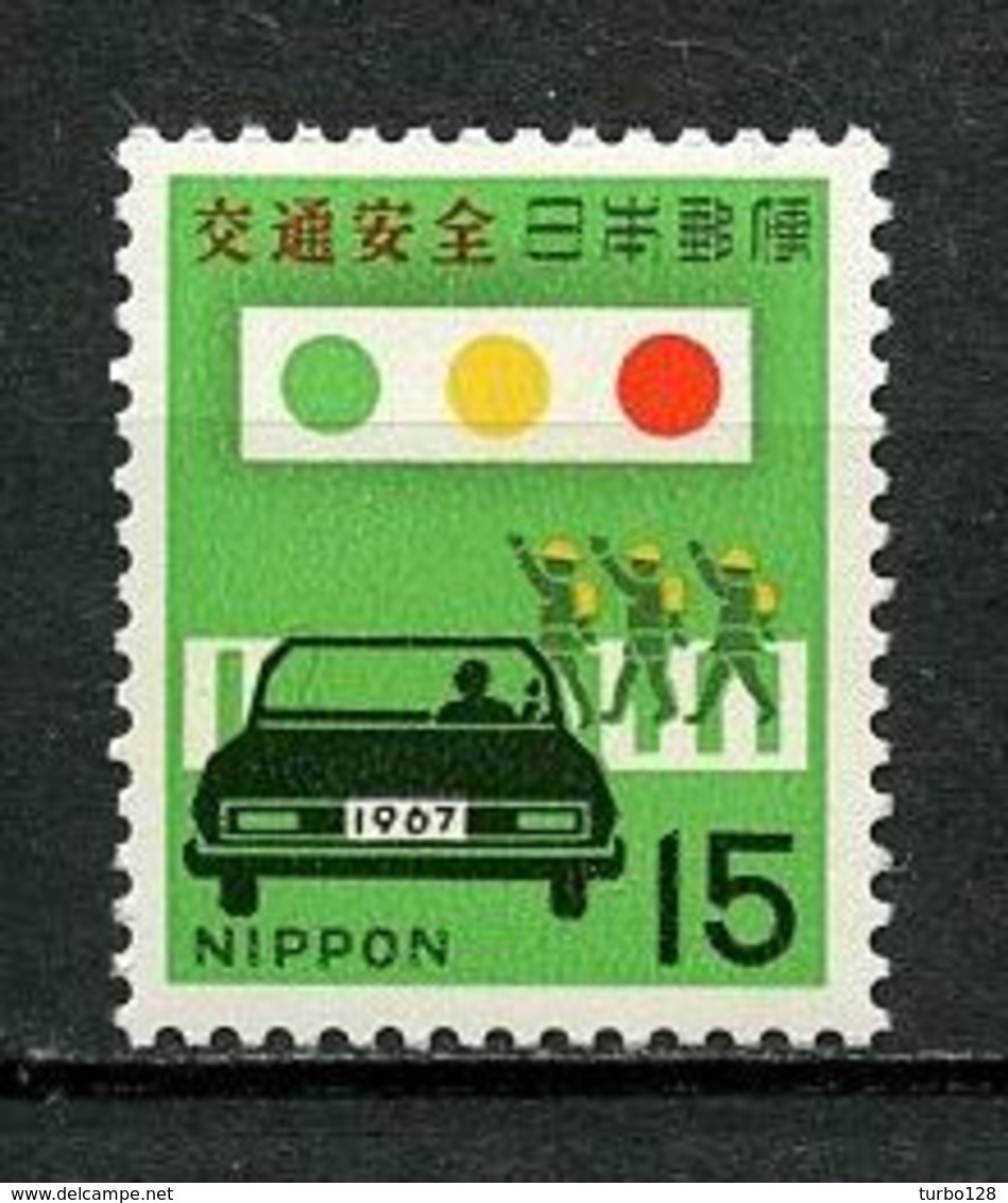 JAPON 1967 N° 869 ** Neuf MNH  Superbe Campagne Sécurité Routière Voiture Feux Enfants Cars - Neufs