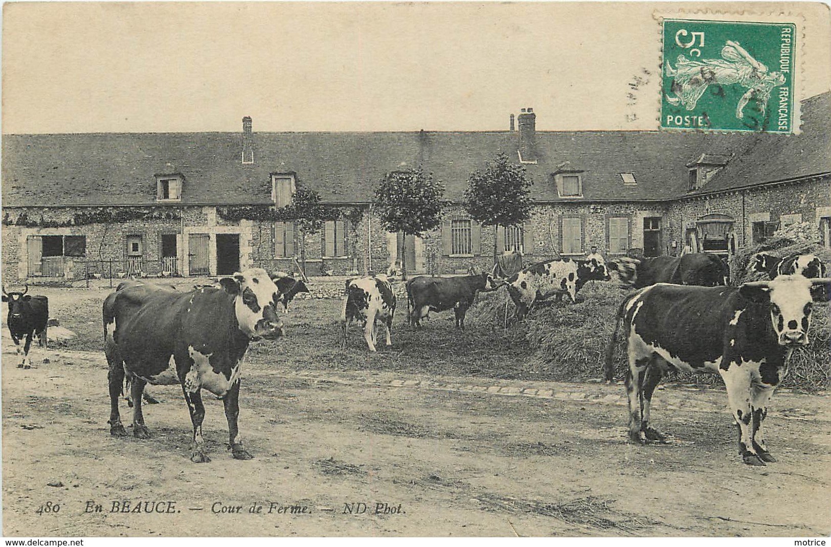 EN BEAUCE - Cour De Ferme. - Autres & Non Classés