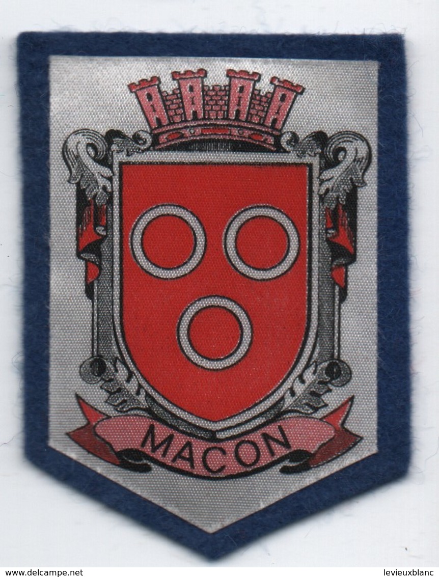 Ecusson Tissu Ancien/ Imprimé/MACON/ Saône Et Loire /Vers 1960-1980    ET245 - Patches