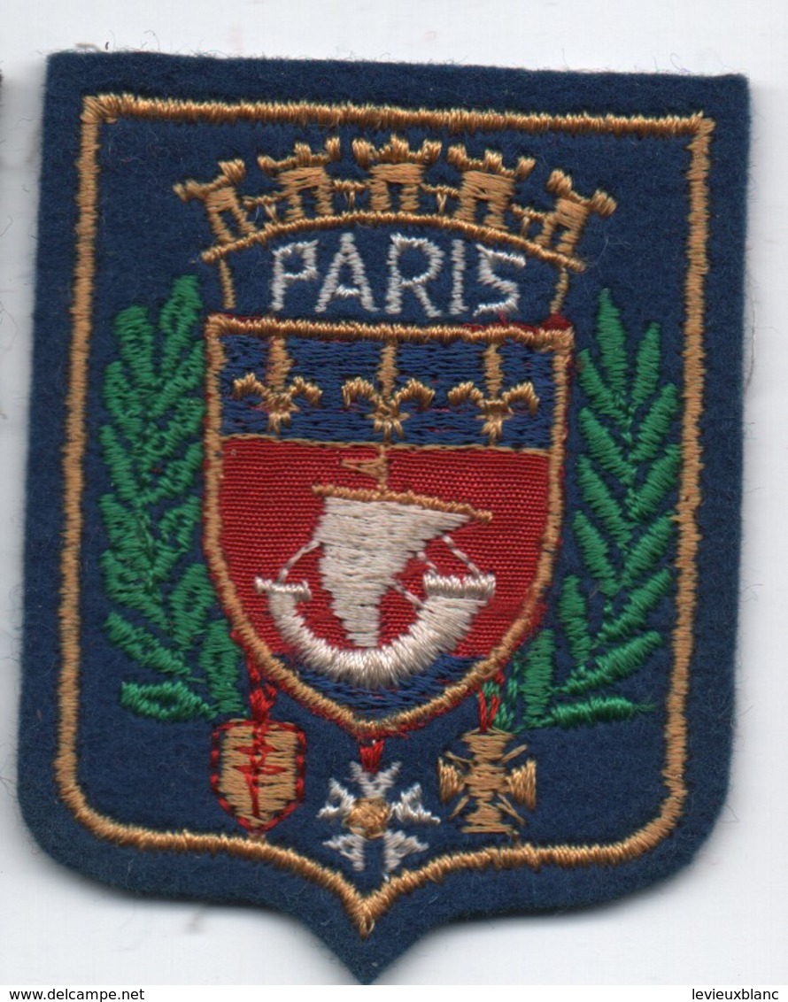 Ecusson Tissu Ancien/Brodé/PARIS/FRANCE/Vers 1960-1980    ET252 - Patches