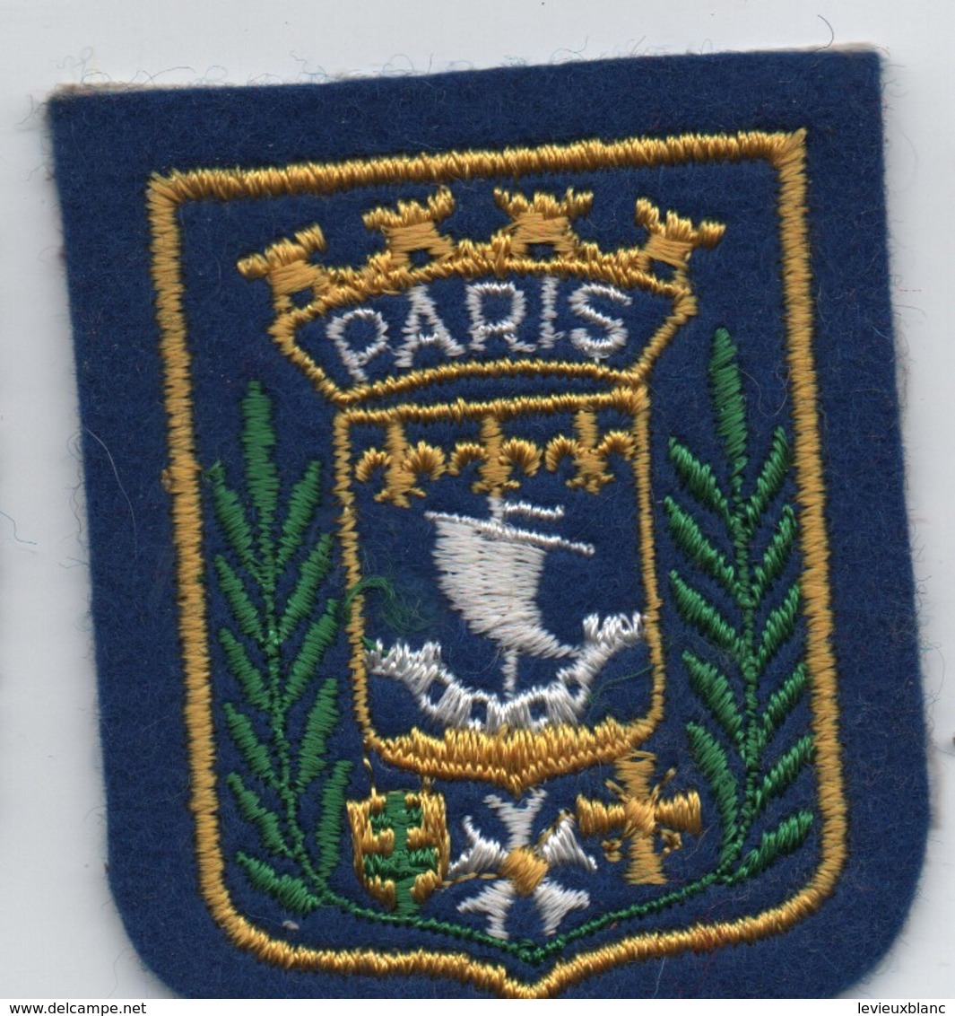 Ecusson Tissu Ancien/Brodé/PARIS/FRANCE/Vers 1960-1980    ET255 - Patches