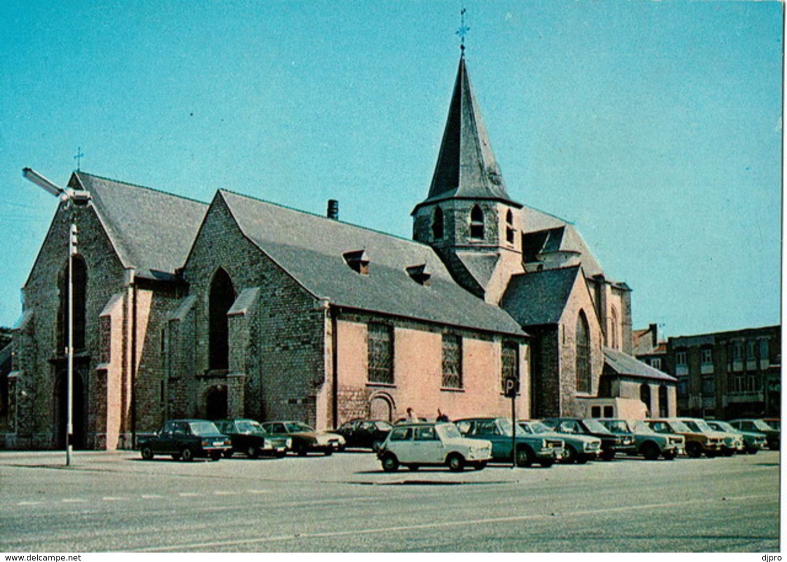 Zwijndrecht   Kerk  H. Kruis  Oldtimers / Car - Zwijndrecht