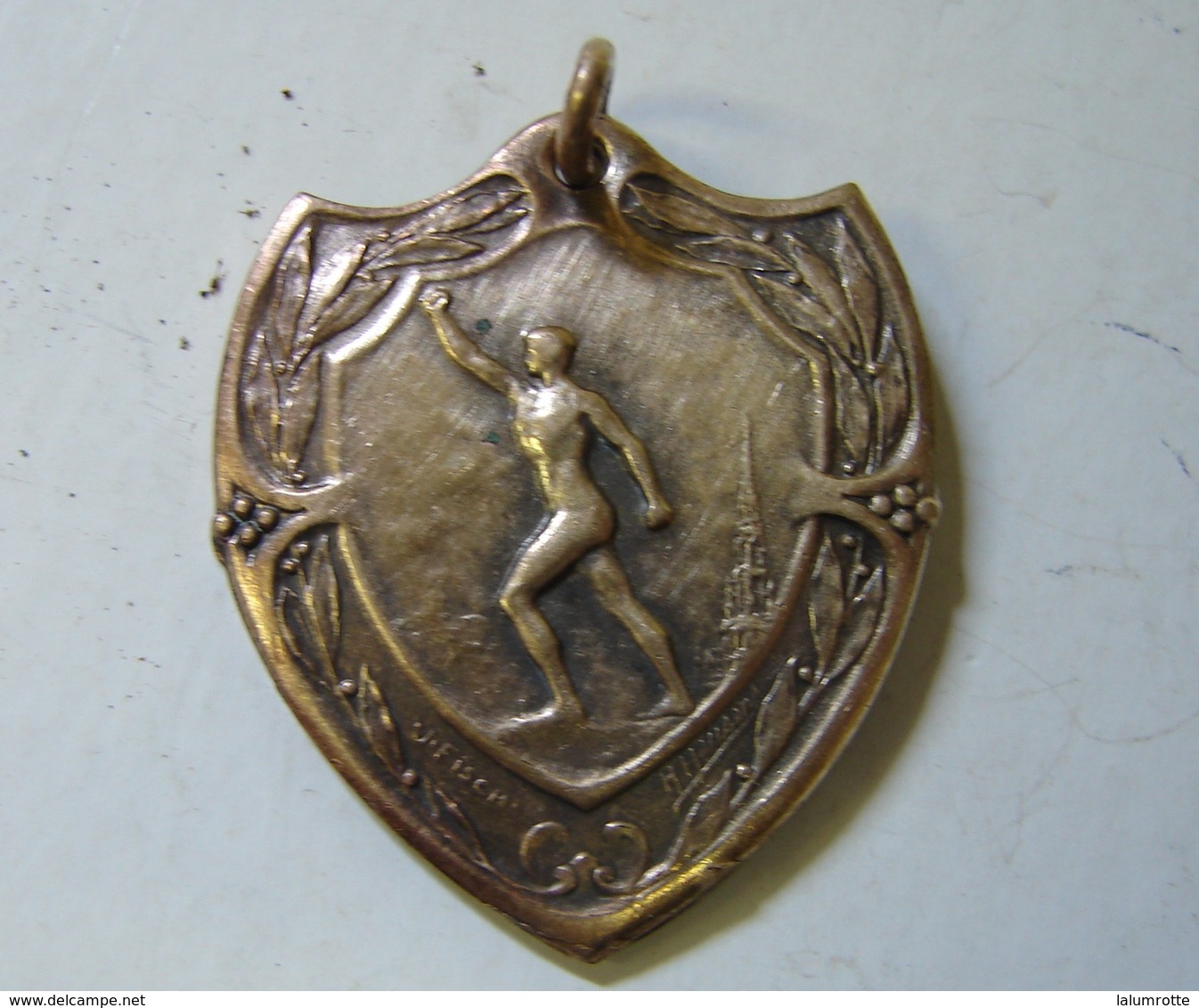 Méd. 8. Médaille En Bronze St Niklaas-Waas 3eme Soc Gouwfeest  1929. Graveur : H. Heusers - Profesionales / De Sociedad