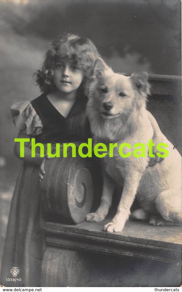 CPA JOLIE JEUNE FILLE RPPC REAL PHOTO POSTCARD RPPC YOUNG  GIRL DOG CHIEN - Portraits