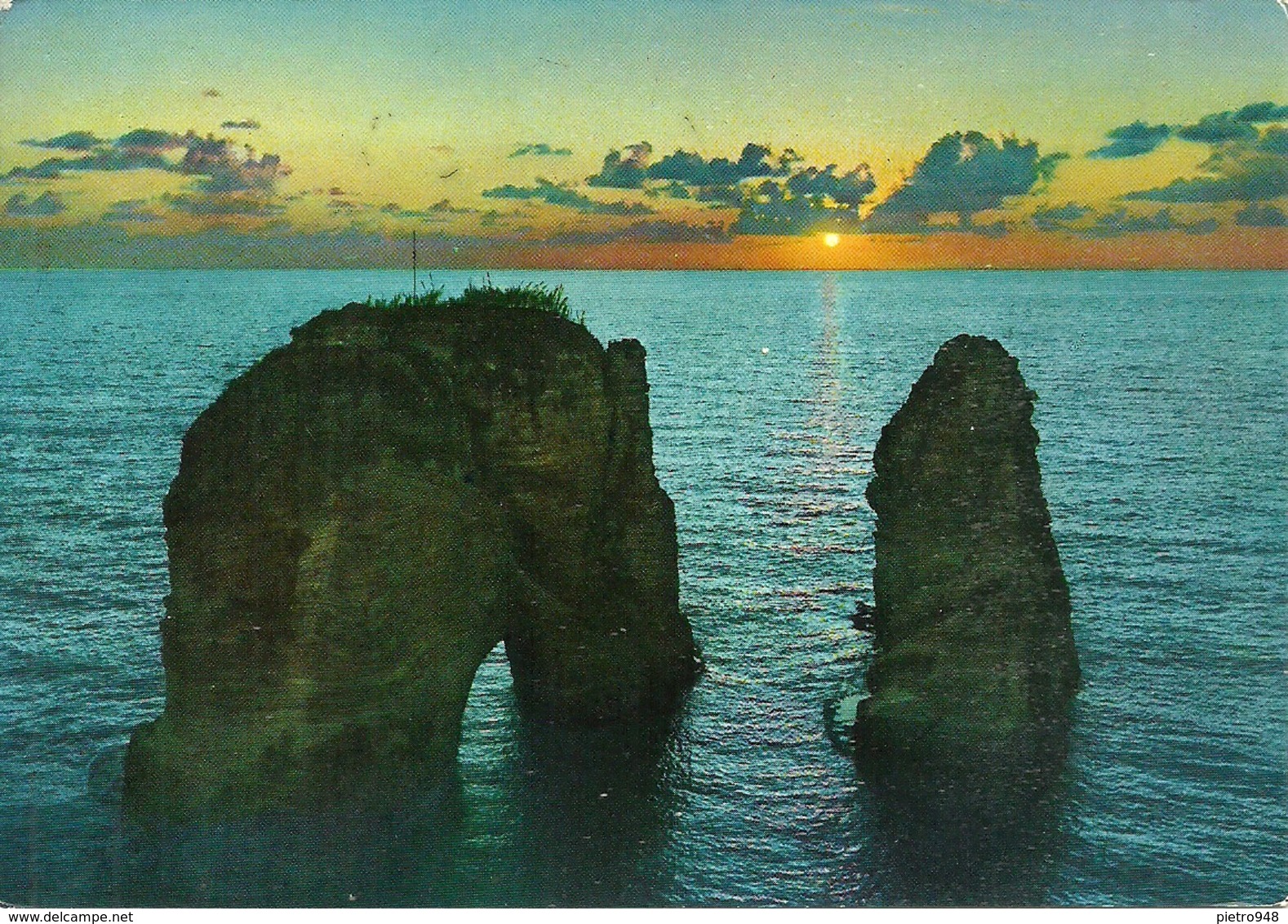 Beirut (Lebanon) Pigeons Grotto At Sunset, Grotte Aux Pigeons Au Coucher Du Soleil - Liban