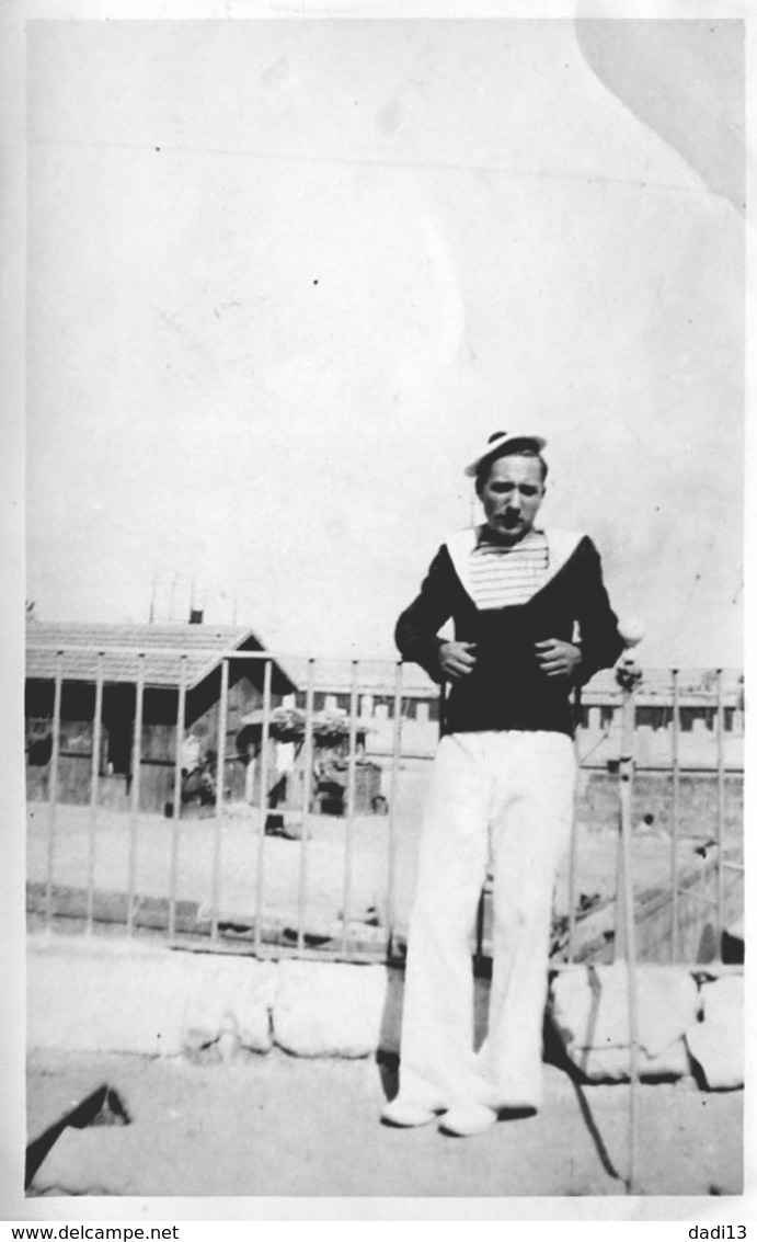 Portrait Soldat De La Marine Française à Beyrouth En 1934 - Lieux