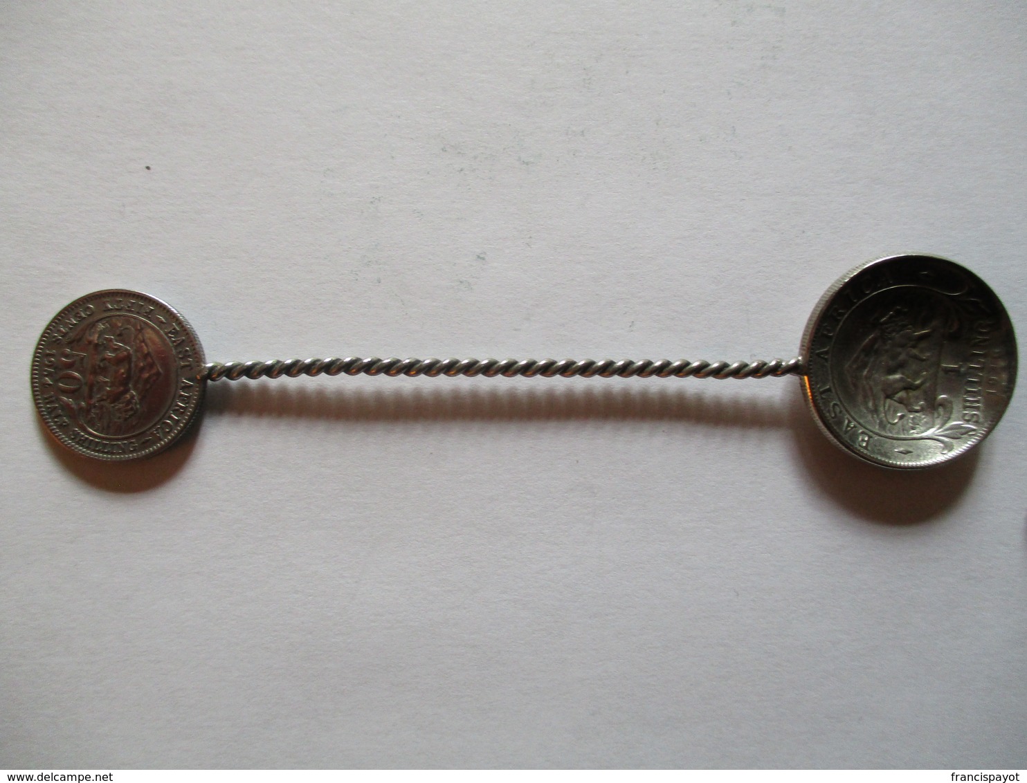Spoon Made With 2 Coins Of The British East Africa - Lepels