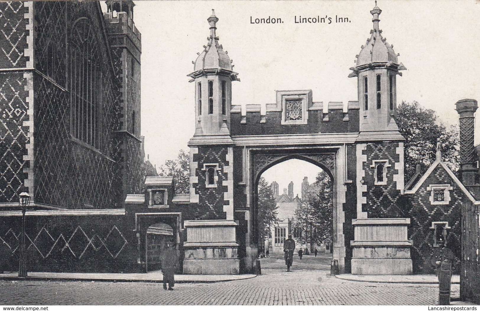 Postcard London Lincoln's Inn By W Straker Of London My Ref  B13011 - Other & Unclassified