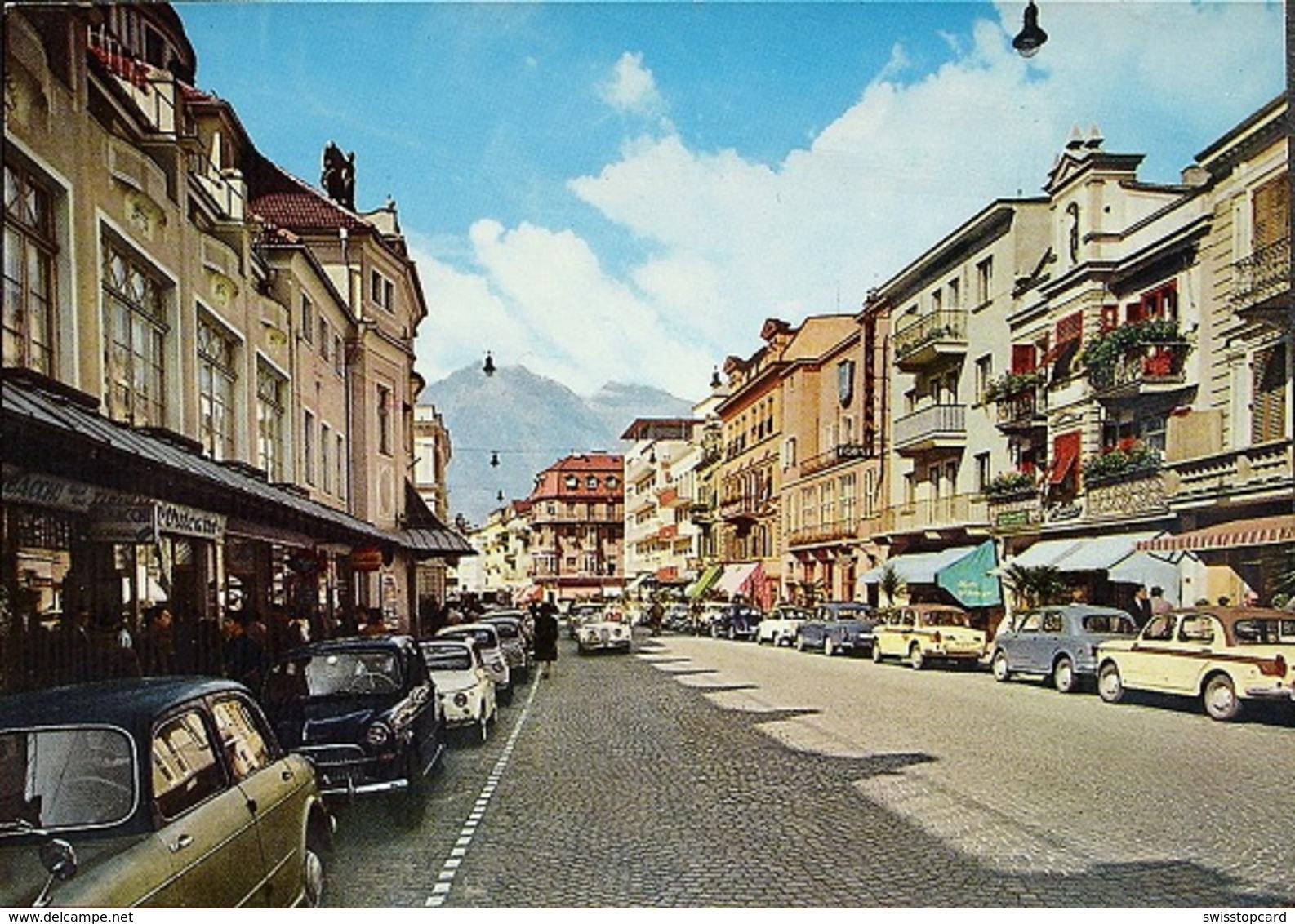 MERANO Corso Libertà Auto - Merano