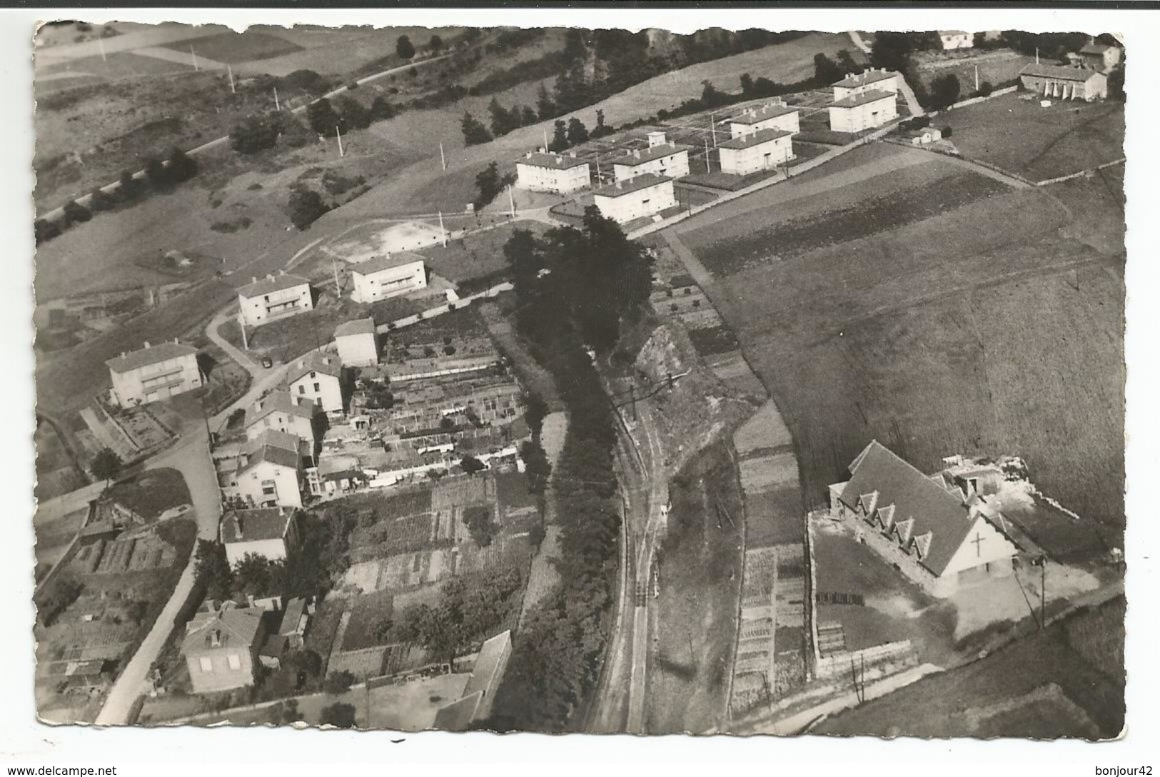 ROCHE-la-MOLIERE (42) LA COTE DURIEUX (Vue Aérienne De Notre Dame De L'Assomption) - Autres & Non Classés