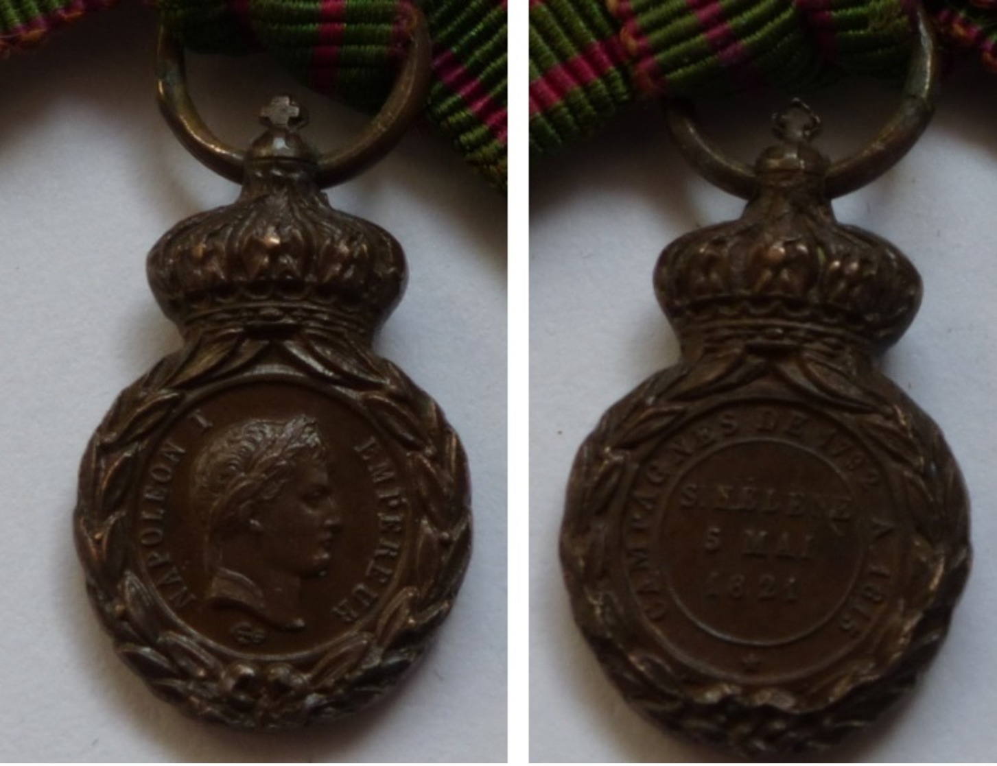 Médaille De Saint Hélène Et Sa Rare Réducition Portée En Boutonnière Par Les Vétérans Des Guerres De 1er Empire - Voor 1871