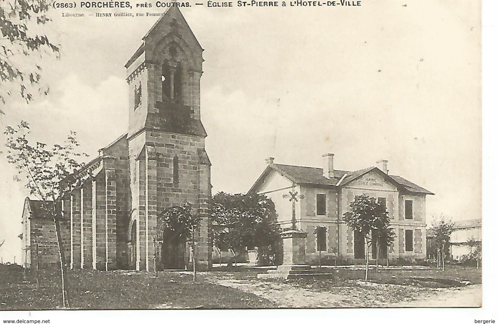 Bo/     33   Porchaires     église St-pierre & L'hotel De Ville - Autres & Non Classés