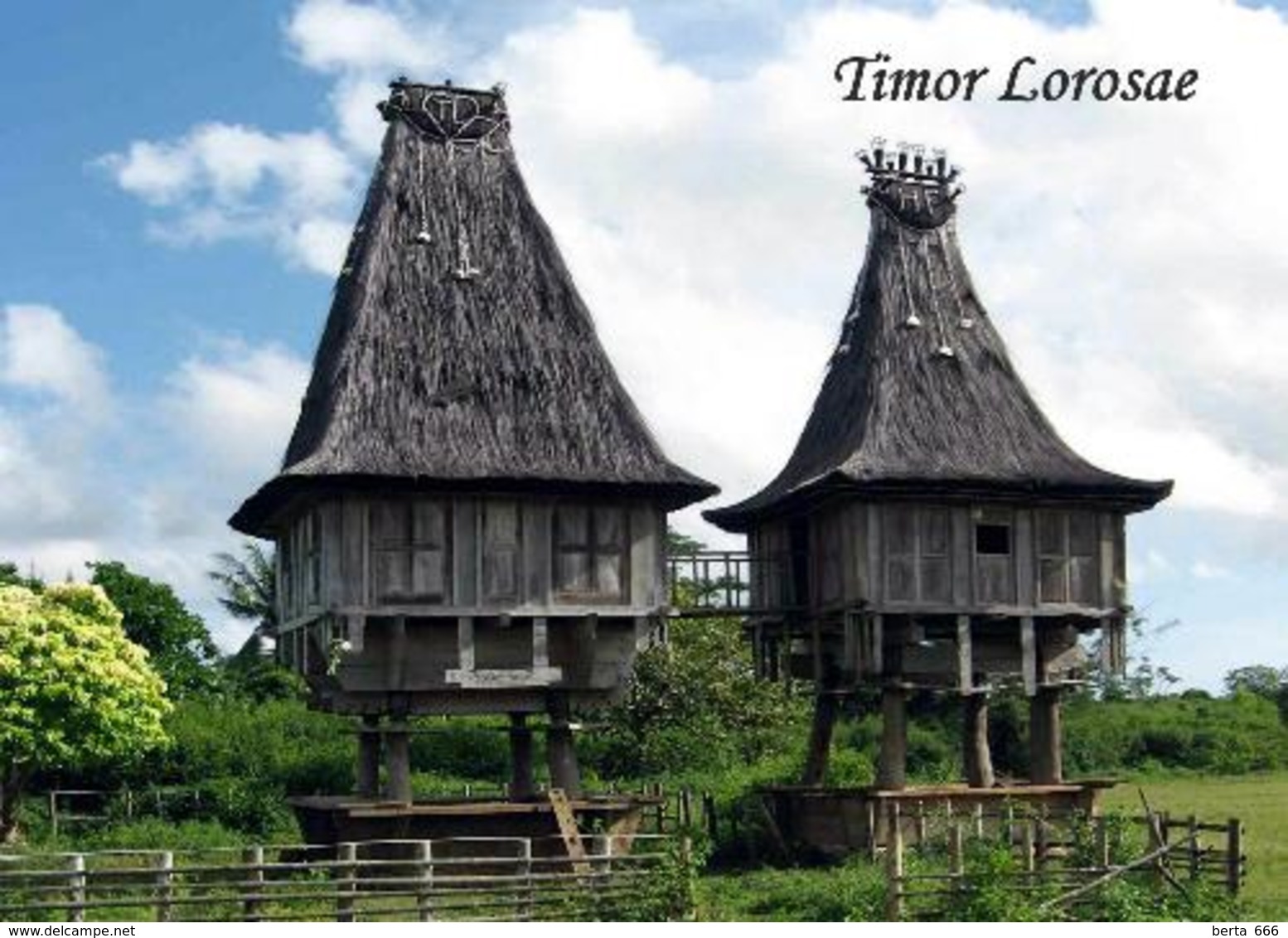 AK Osttimor East Timor Sacred Totem Houses New Postcard - Osttimor