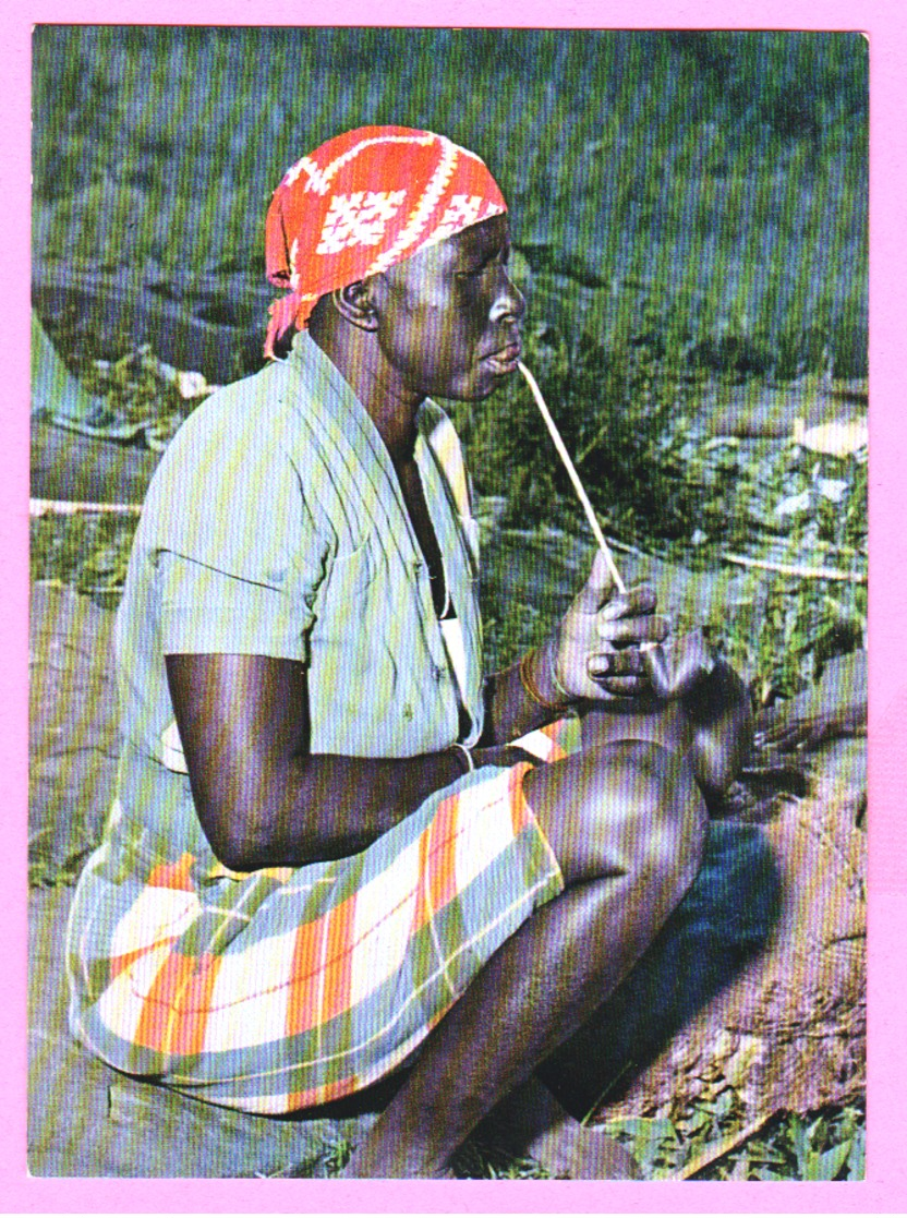 CP - AFRIQUE - African Woman Luo Smoking Pipe - Non Classés