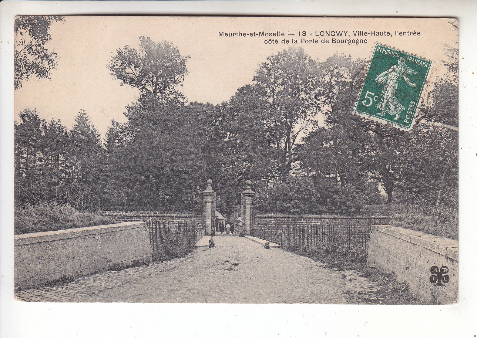 SP- 54 -  LONGWY - Haut - Entree Cote De La Porte De Bourgogne - Timbre - Cachet - 1908 - Longwy