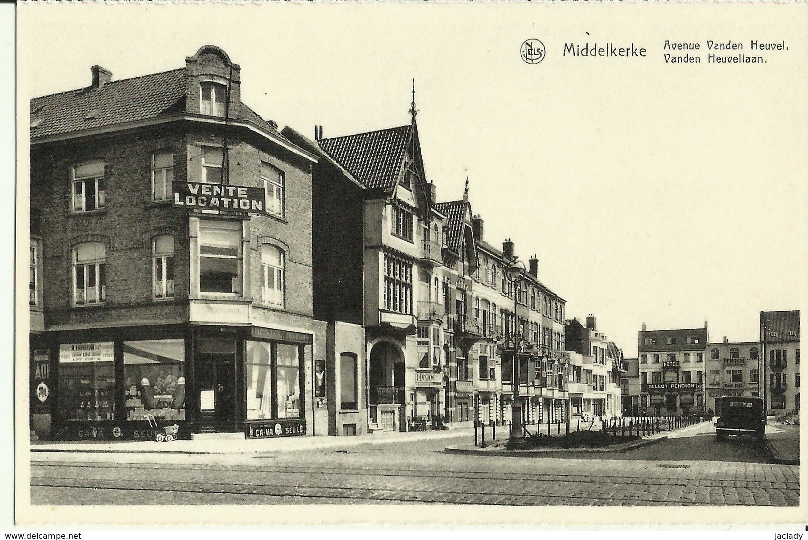 Middelkerke -- Avenue Van Den Heuvel. (2 Scans) - Middelkerke
