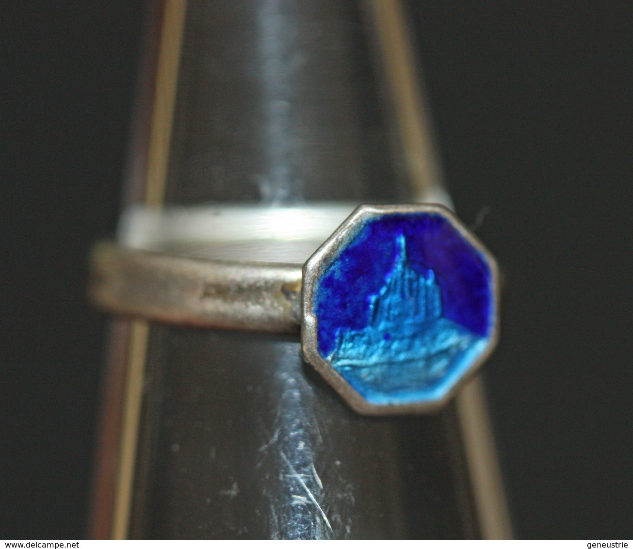 Bague Enfant Souvenir - Années 20/30 En Argent émaillé "Le Mont Saint Michel" Diam. Int. 12.3mm - Normandie - Bagues