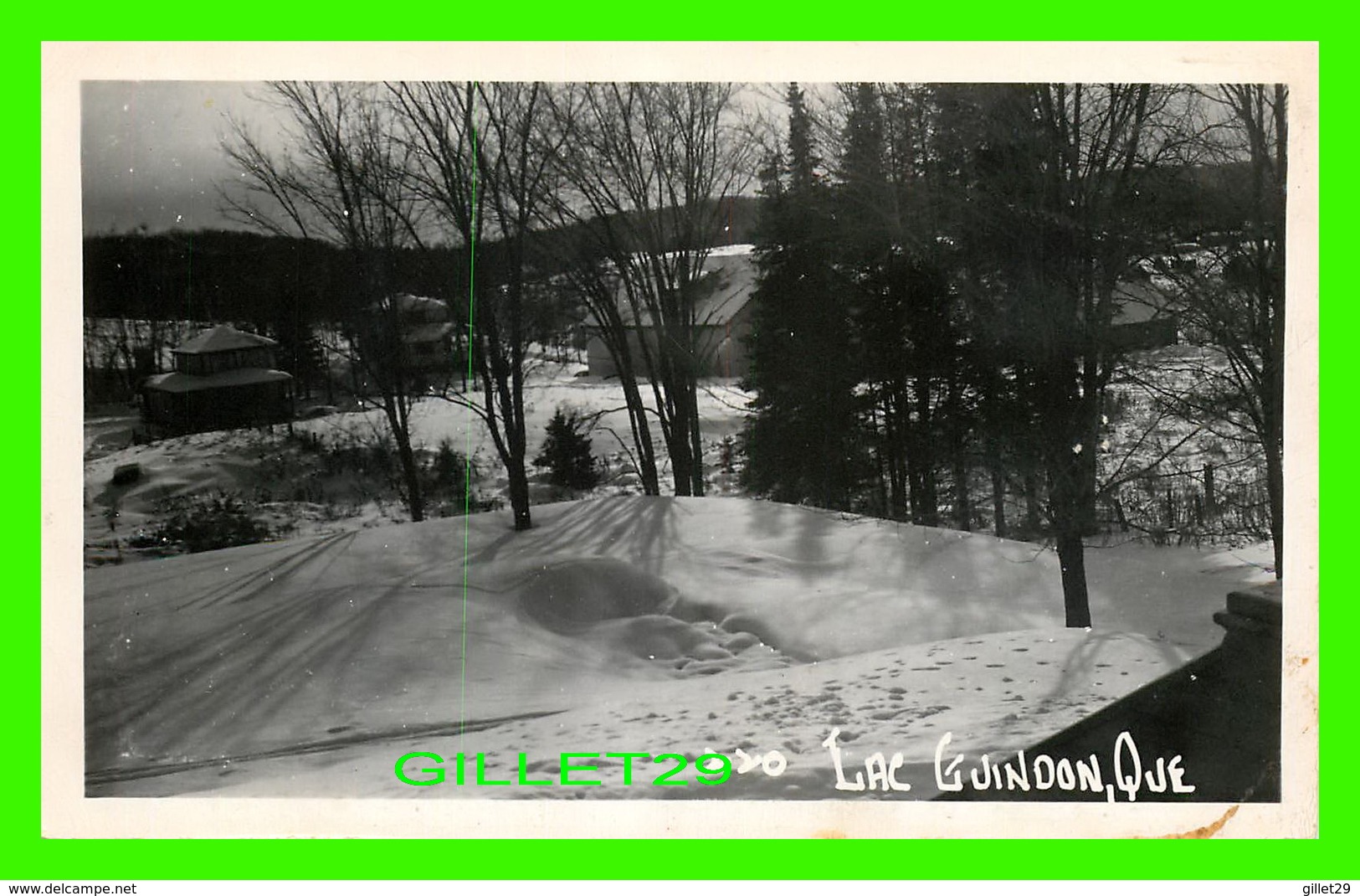 LAC GUINDON, QUEBEC - VUE DES CHALETS EN HIVER , STE ANNE DES LACS - CIRCULÉE EN 1951 - PHOTO, BERNARD J, BOGUE - - Autres & Non Classés