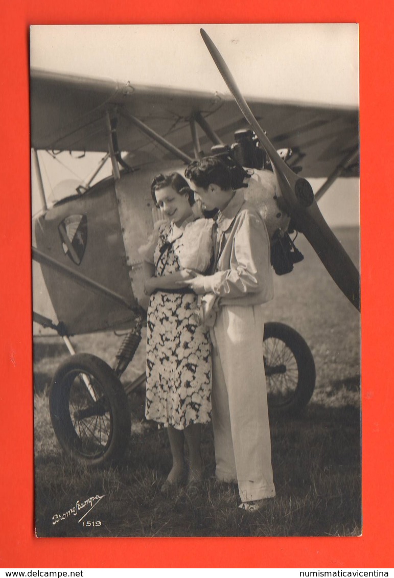 Aerei & Amore  Avions Et L'amour Aviones Y Amor Airplanes And Love Cpa 1941 - Coppie