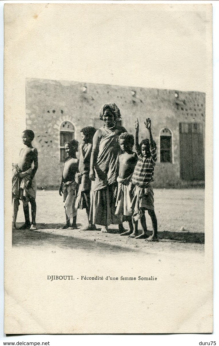 CPA Somalie - DJIBOUTI Fécondité D'une Femme Somalie ( Somali Somalienne Avec Enfants ) Bon état - Somalie