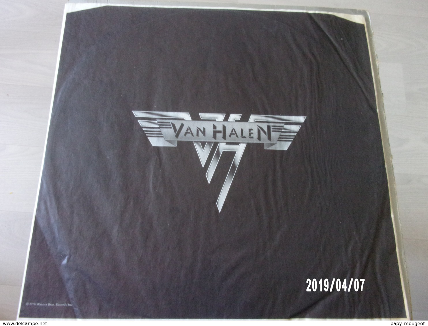 VAN HALEN - Women And Children First - 1980 - Hard Rock & Metal