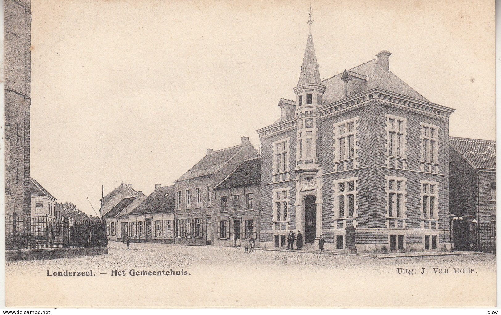 Londerzeel - Het Gemeentehuis En Omgeving - Geanimeerd - Uitg. J. Van Molle - Londerzeel