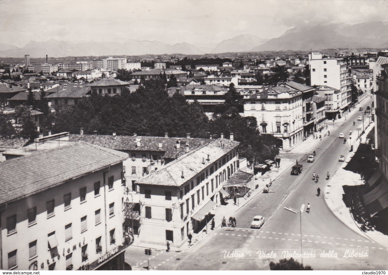 CARTOLINA - POSTCARD - UDINE - VIALE VOLONTARI DELLA LIBERTA' - VIAGGIATA PER FIRENZE - Udine